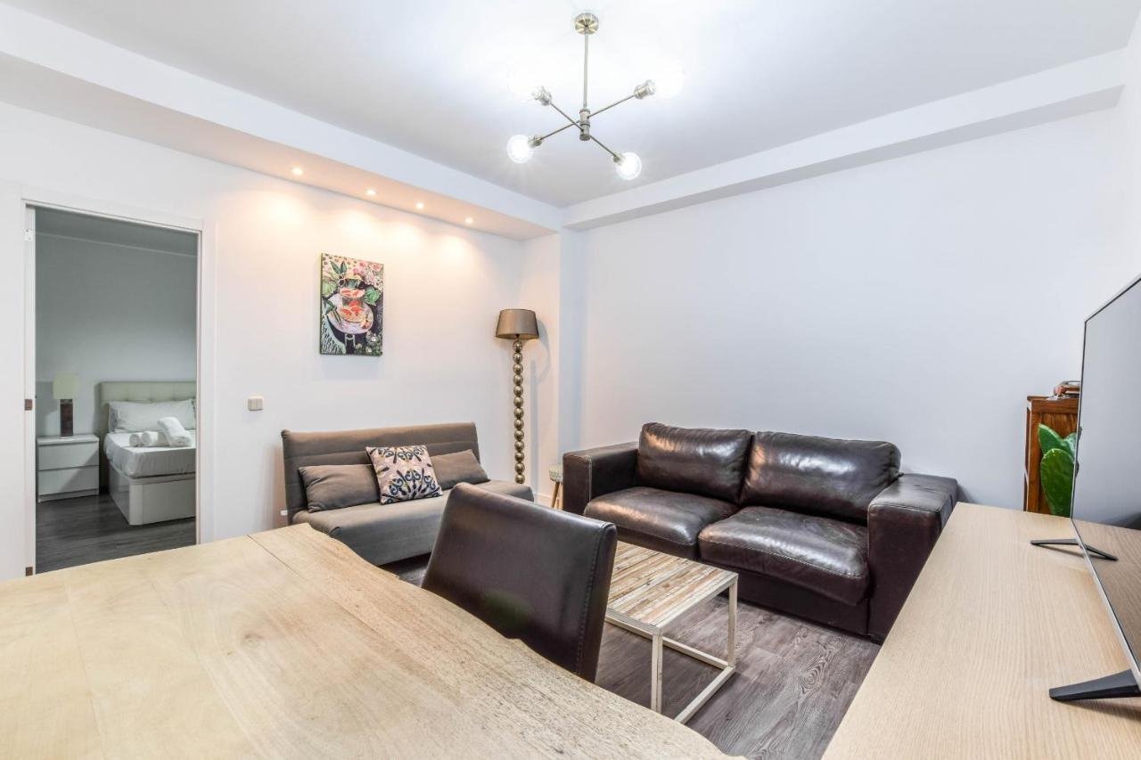 Apartamento En Malasana Appartement Madrid Buitenkant foto