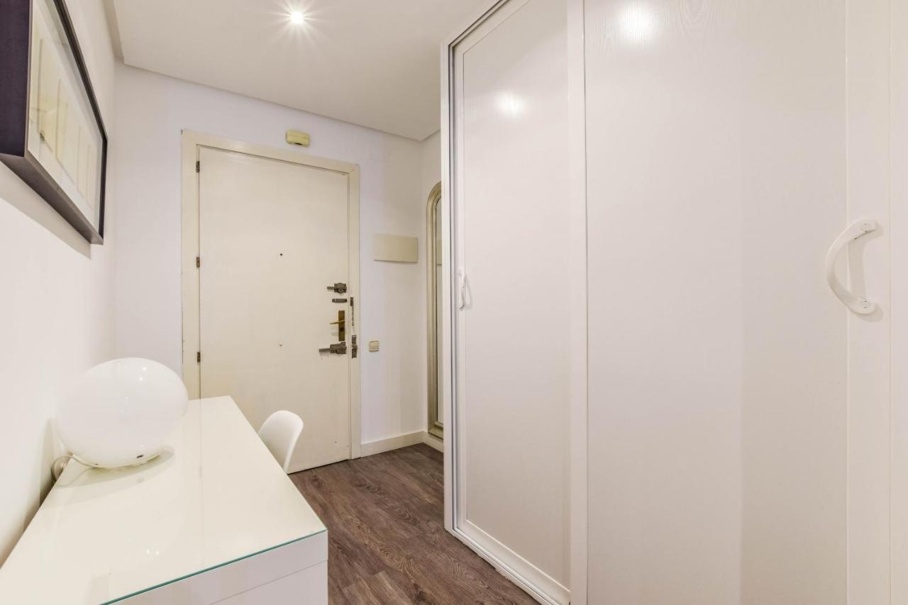 Apartamento En Malasana Appartement Madrid Buitenkant foto
