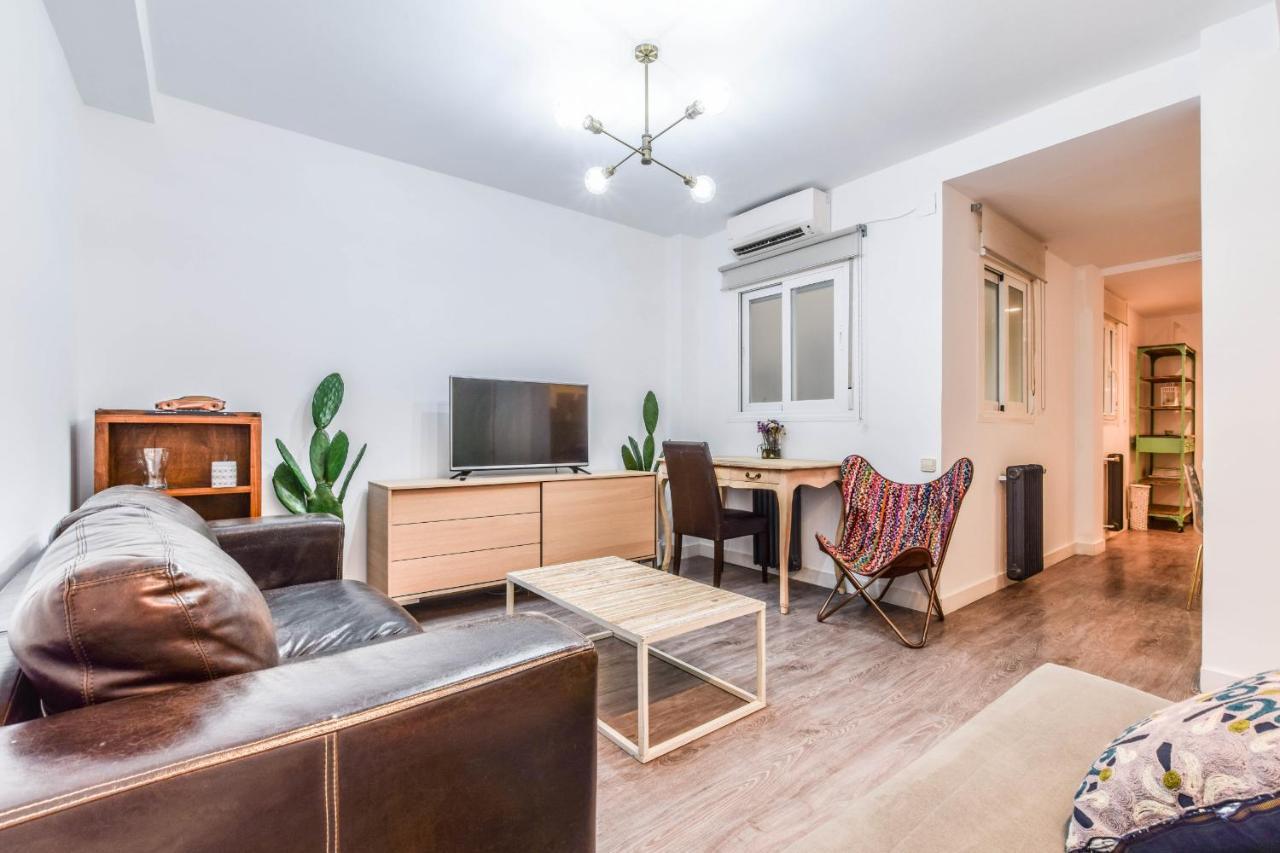 Apartamento En Malasana Appartement Madrid Buitenkant foto